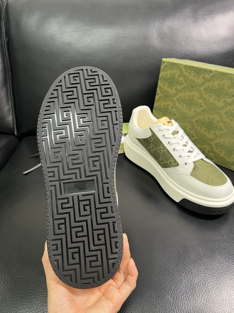 Кросівки чоловічі фото 9