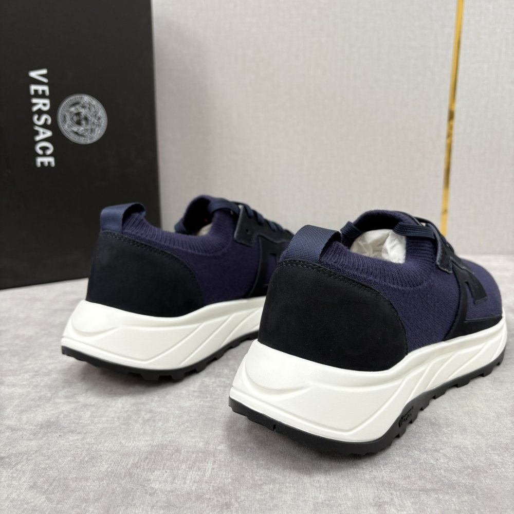 Кросівки чоловічі фото 9