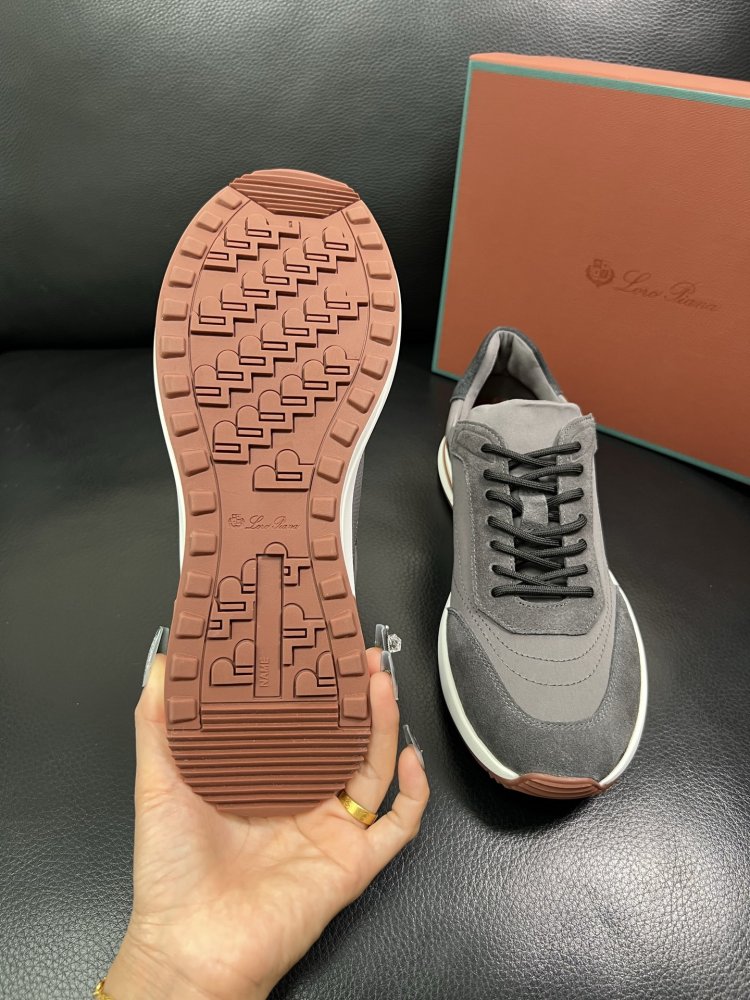 Кросівки чоловічі фото 9