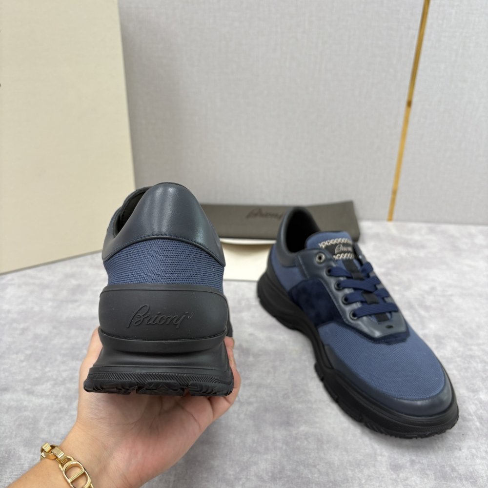 Кросівки чоловічі фото 9