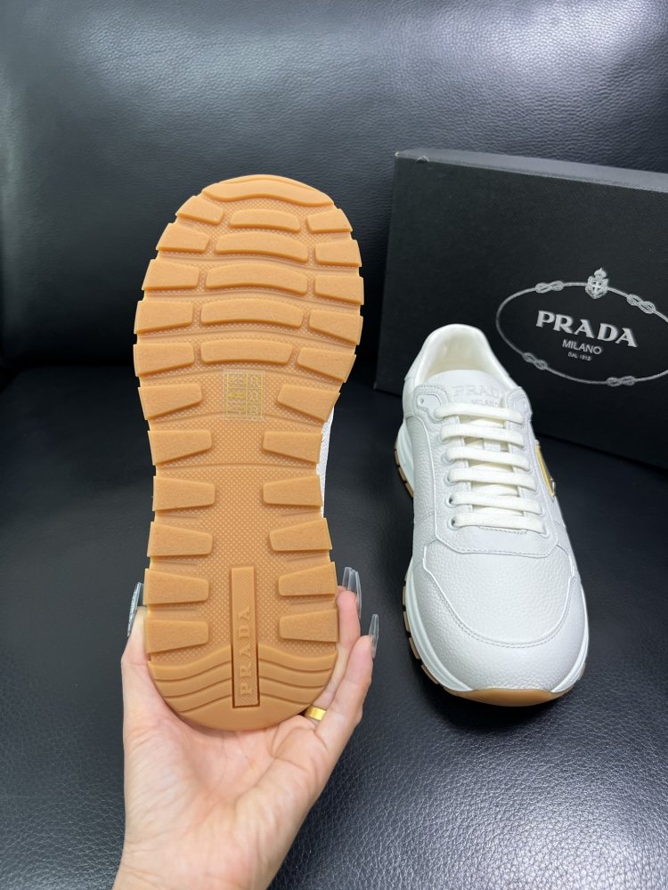 Кросівки чоловічі фото 9