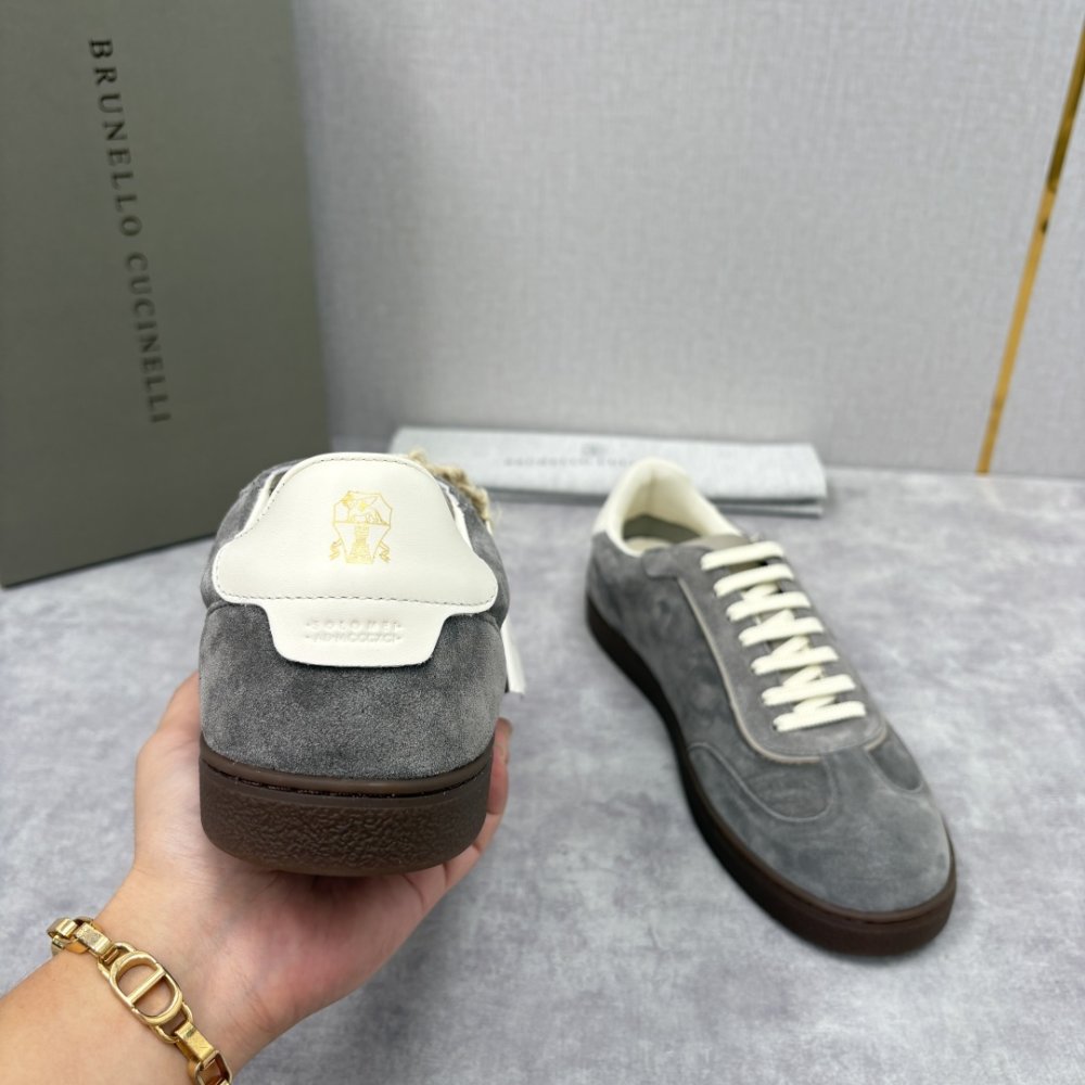 Кросівки чоловічі фото 9