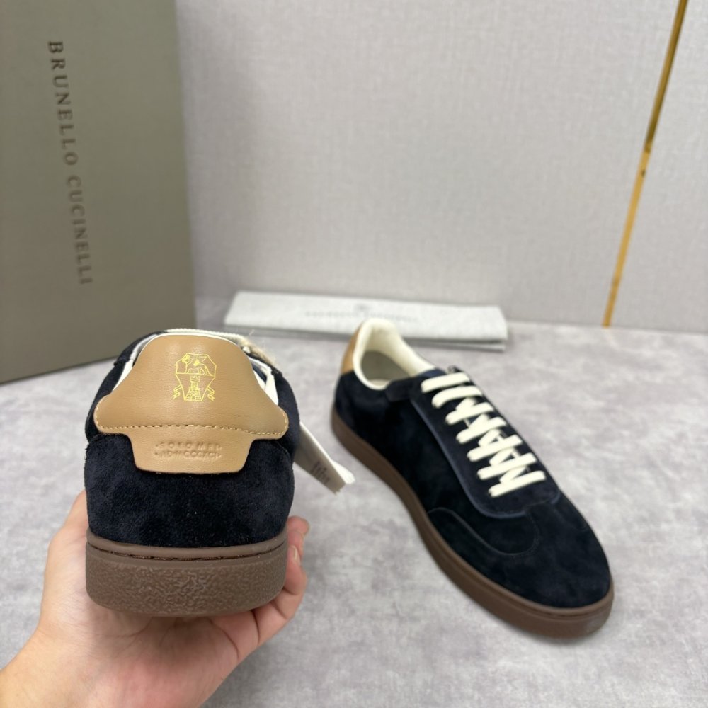 Кросівки чоловічі фото 9