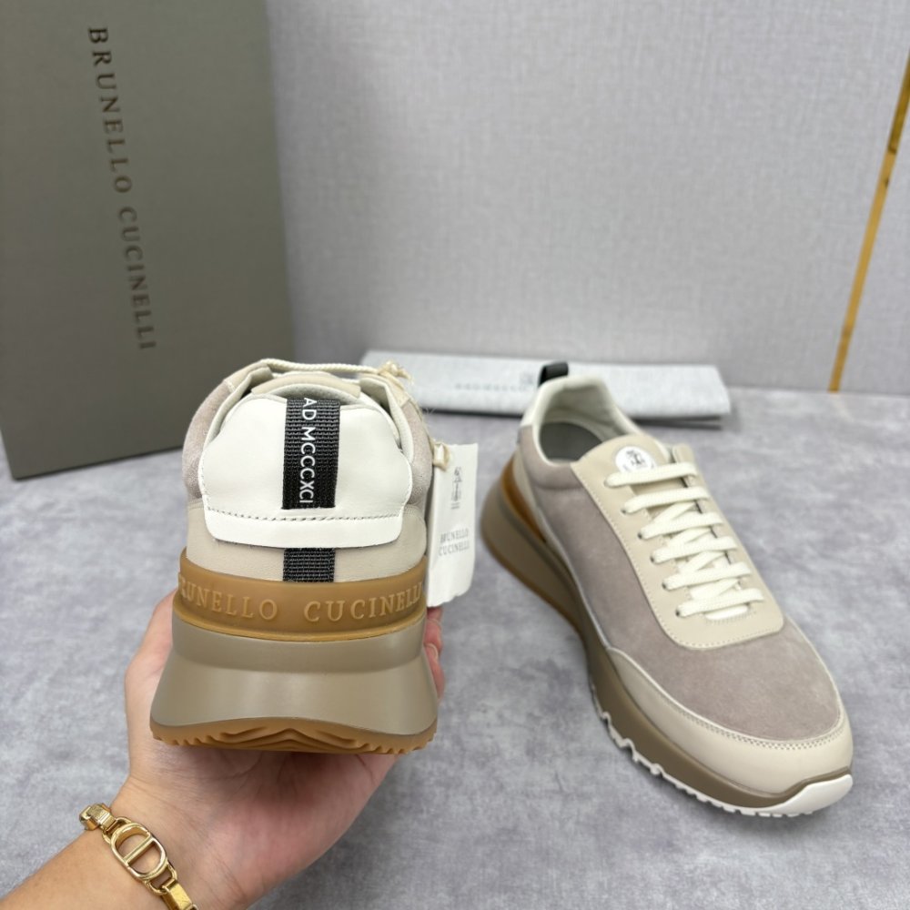 Кросівки чоловічі фото 9