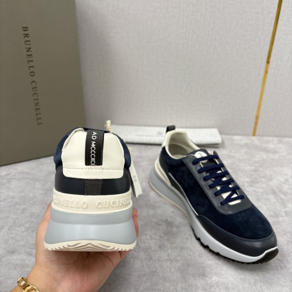 Кросівки чоловічі фото 9