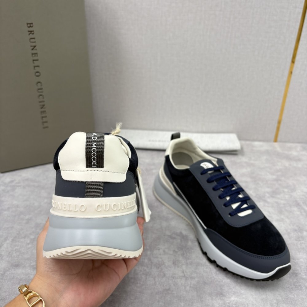 Кросівки чоловічі фото 9