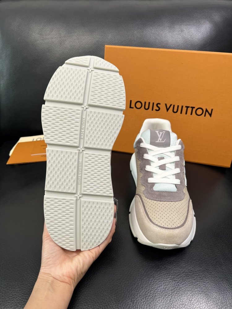 Кросівки чоловічі фото 9