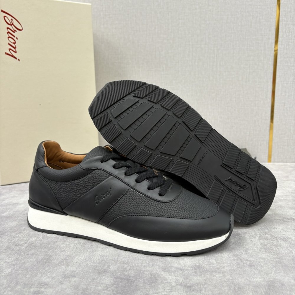 Кросівки чоловічі фото 9