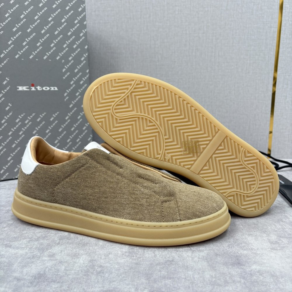 Кросівки чоловічі фото 9