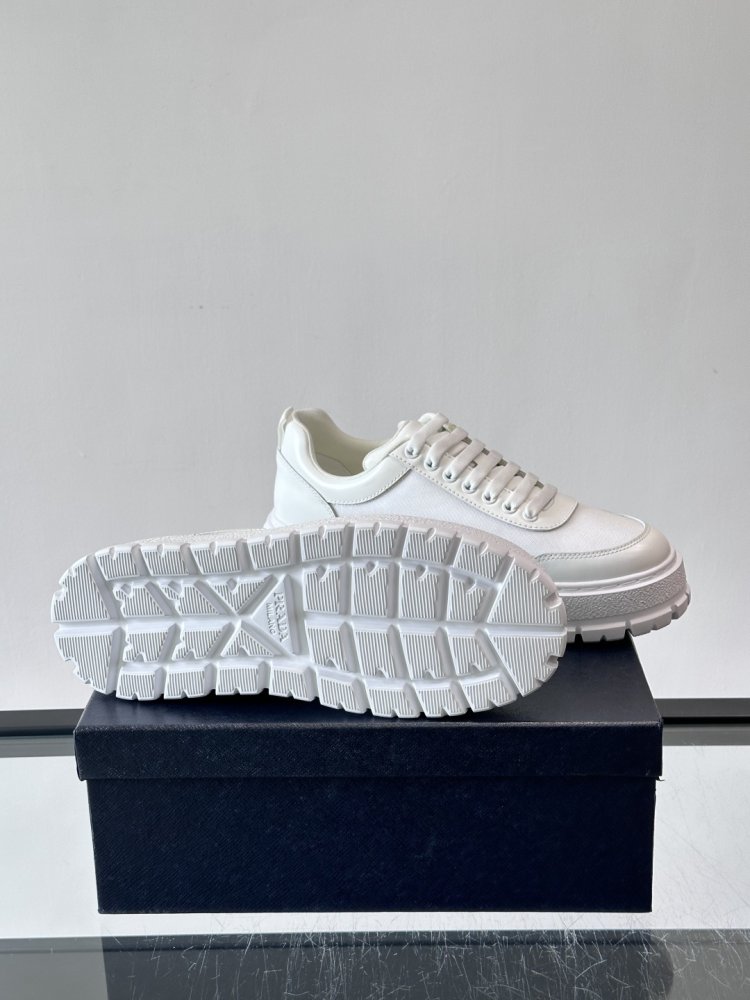 Кросівки чоловічі фото 9