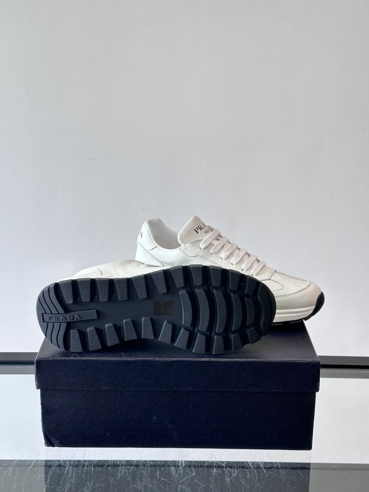 Кросівки чоловічі фото 9