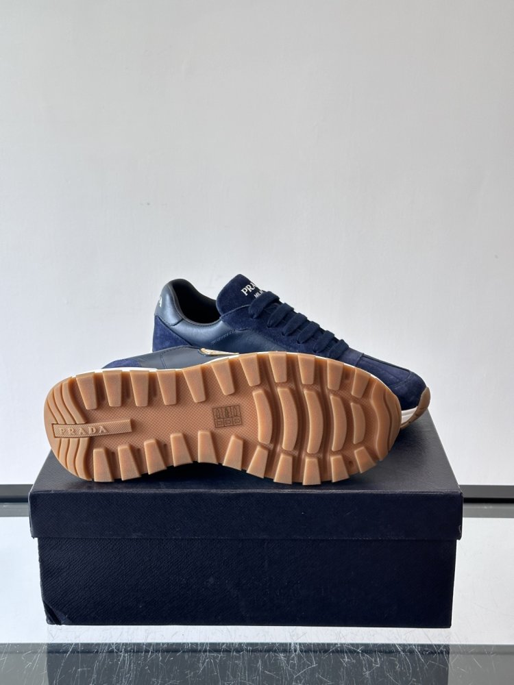 Кросівки чоловічі фото 9