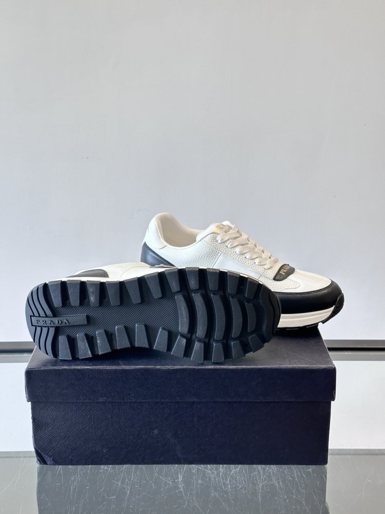 Кросівки чоловічі фото 9