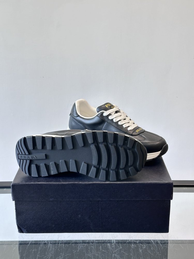 Кросівки чоловічі фото 9