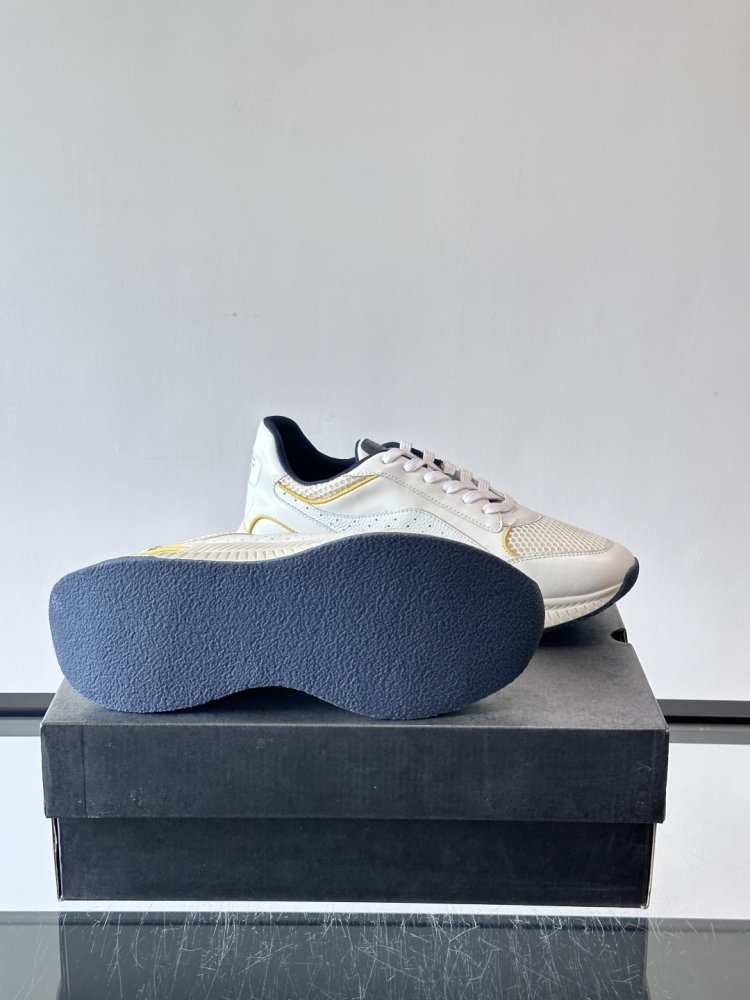 Кросівки чоловічі фото 9