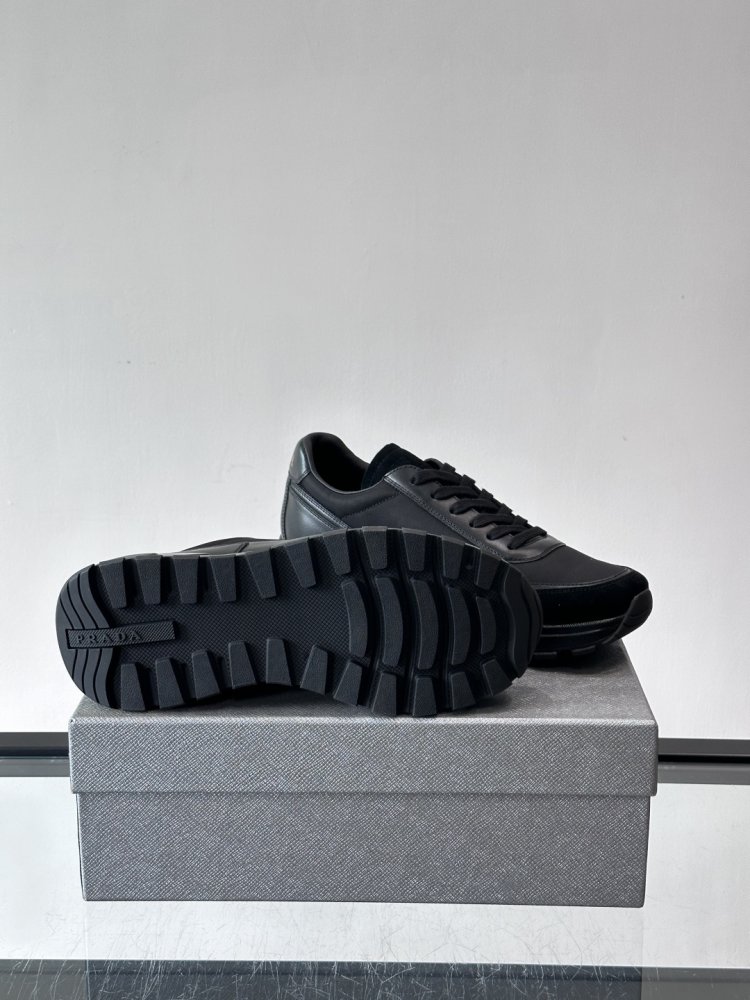 Кросівки чоловічі фото 9