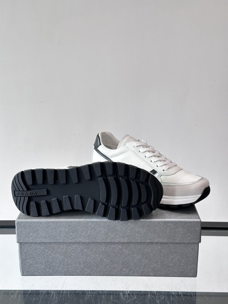 Кросівки чоловічі фото 9