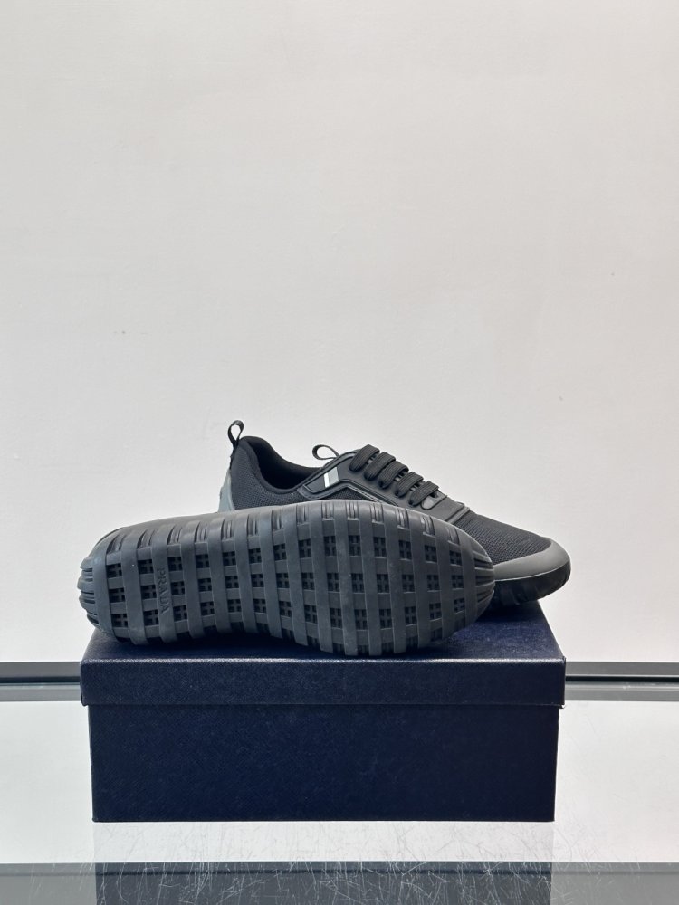 Кросівки чоловічі фото 9