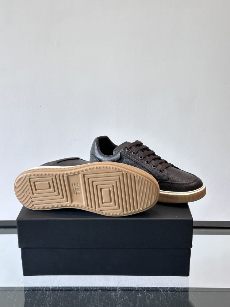 Кросівки чоловічі фото 9