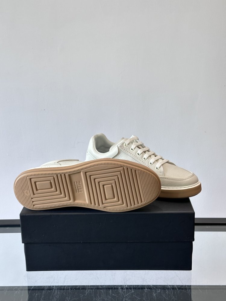 Кросівки чоловічі фото 9