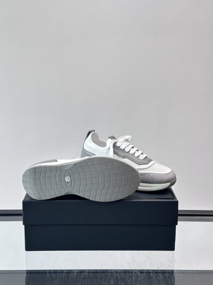 Кросівки чоловічі фото 9