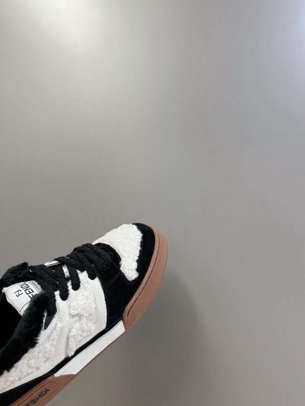 Sneakers on fur leather women's фото 7