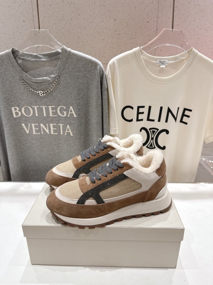 Кросівки на хутрі зимові жіночі