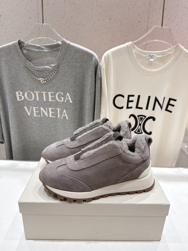 Кросівки на хутрі зимові жіночі