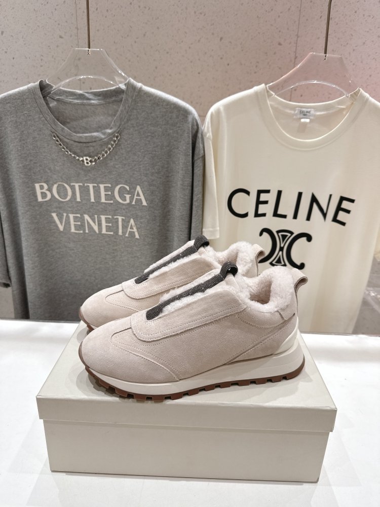 Кросівки на хутрі зимові жіночі