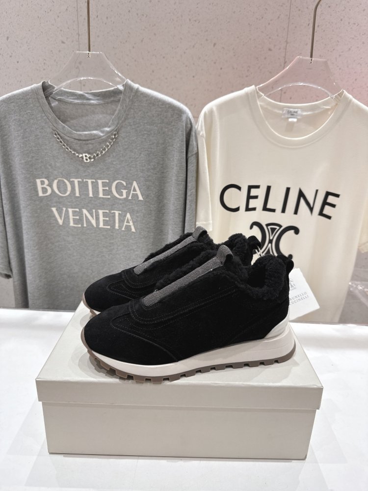 Кросівки на хутрі зимові жіночі