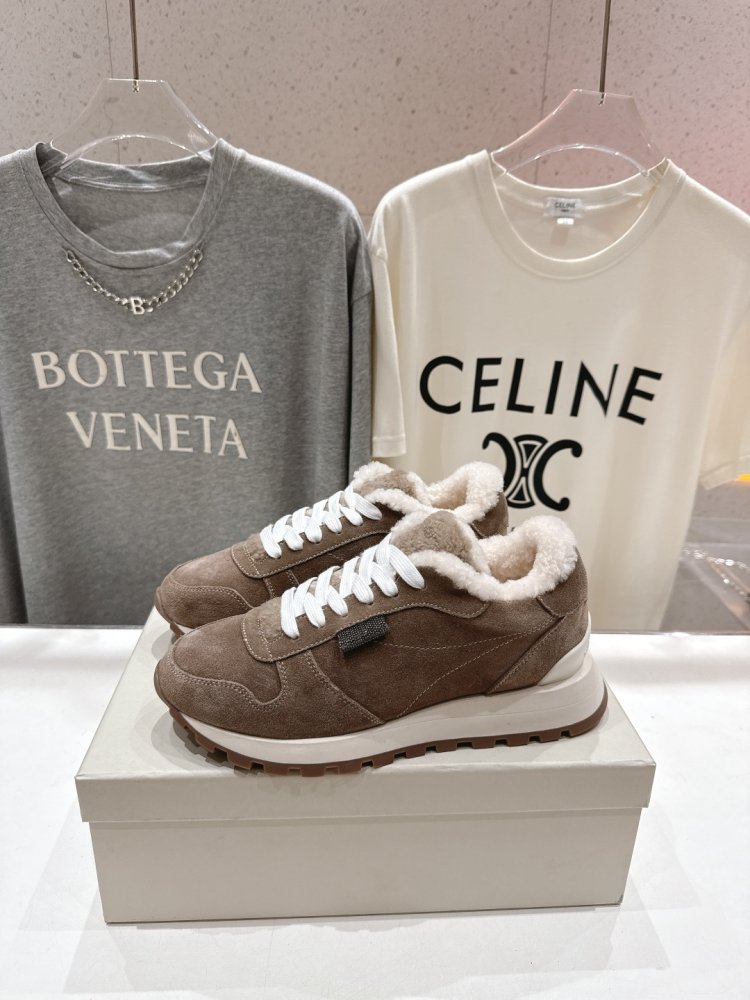 Кросівки на хутрі зимові жіночі