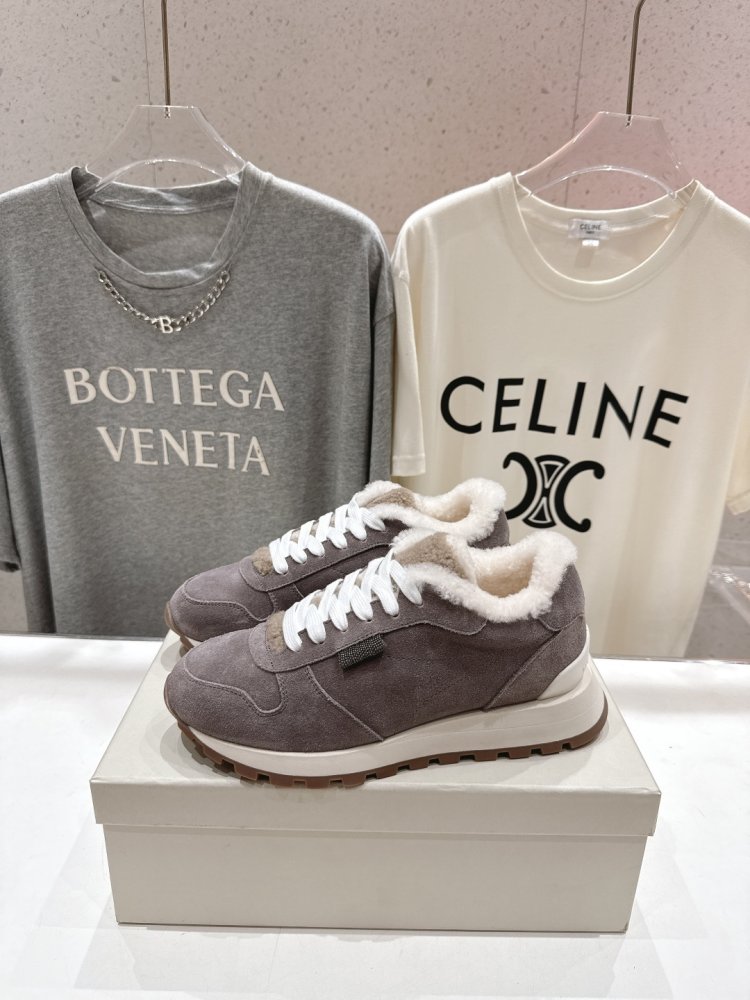 Кросівки на хутрі зимові жіночі