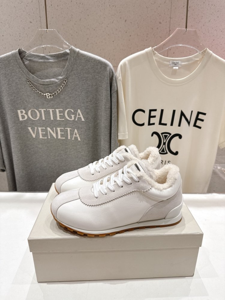 Кросівки на хутрі зимові жіночі