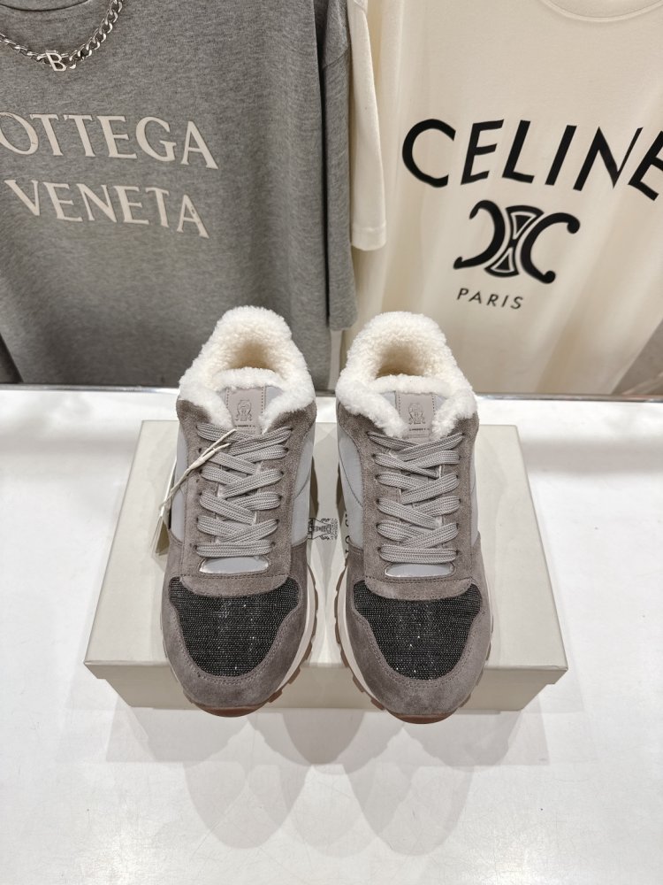 Кросівки на хутрі зимові жіночі фото 2