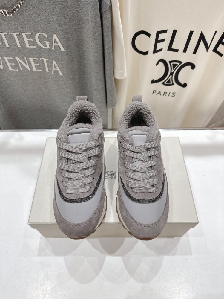 Кросівки на хутрі зимові жіночі фото 2