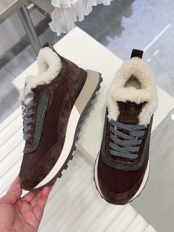 Кроссовки на меху зимние женские фото 2