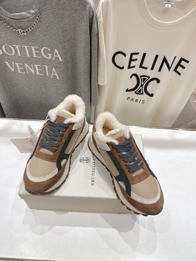 Кросівки на хутрі зимові жіночі фото 3