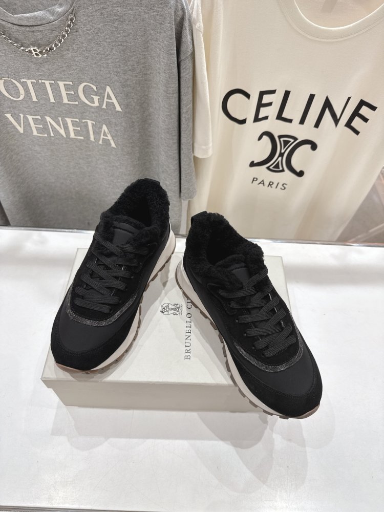 Кросівки на хутрі зимові жіночі фото 3