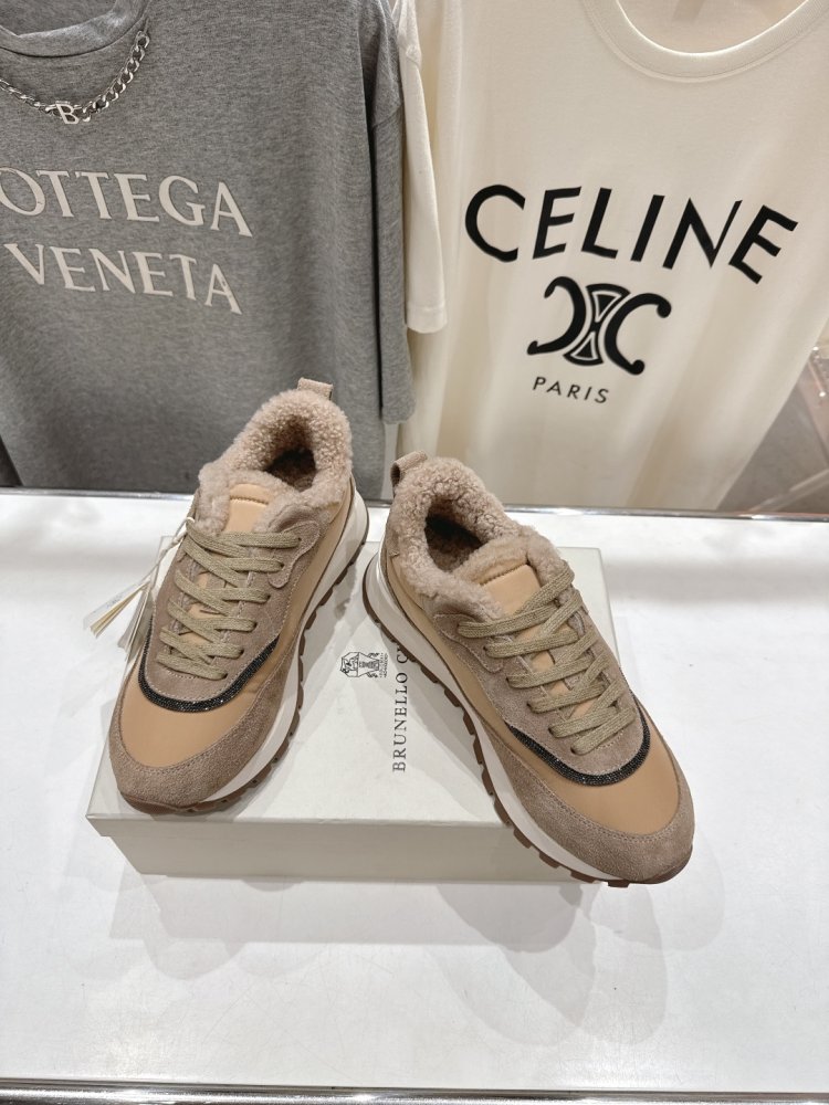 Кросівки на хутрі зимові жіночі фото 3