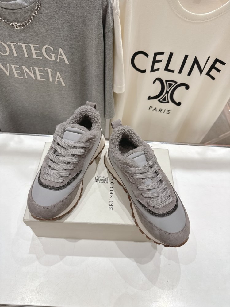 Кросівки на хутрі зимові жіночі фото 3