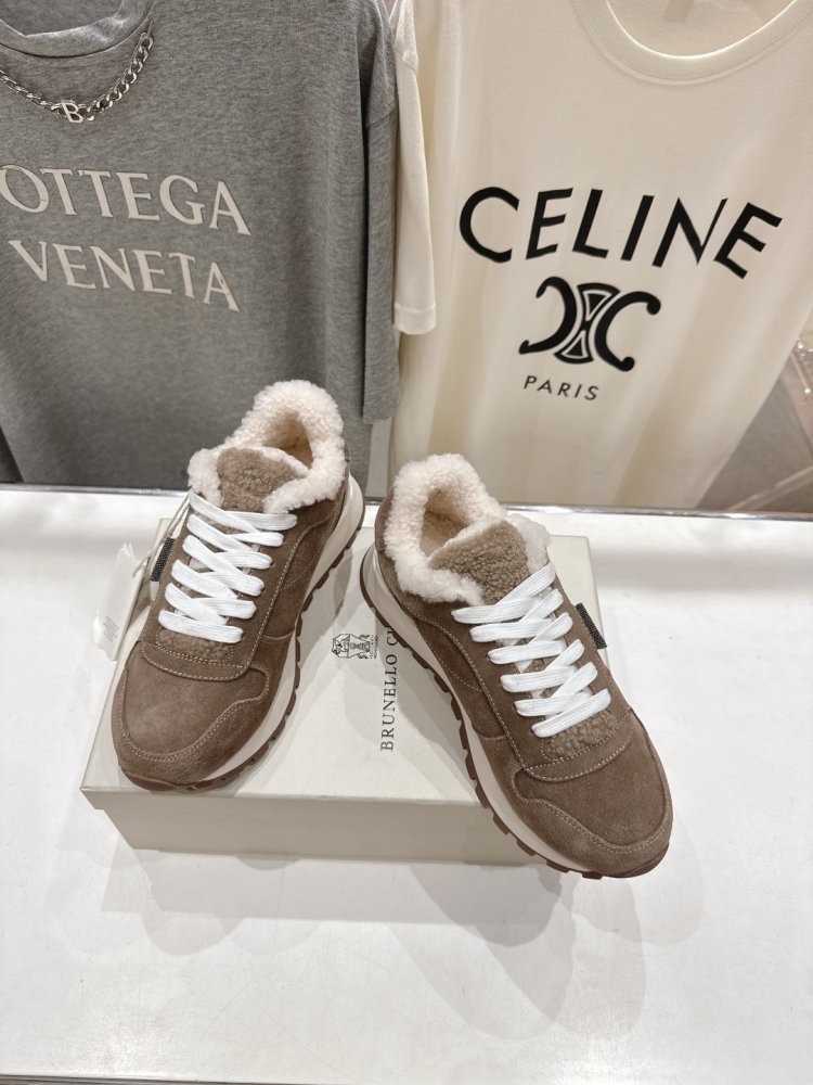 Кросівки на хутрі зимові жіночі фото 3