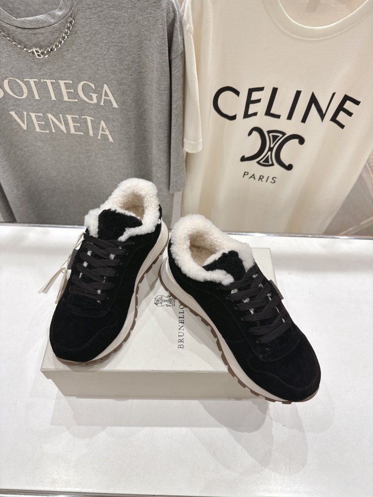 Кросівки на хутрі зимові жіночі фото 3