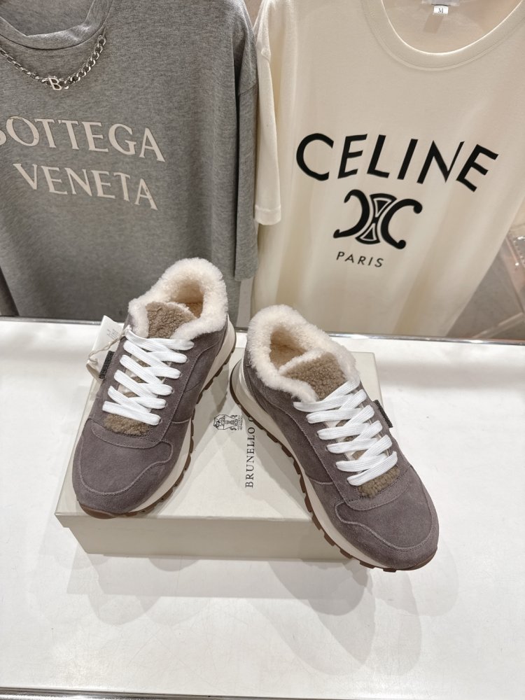 Кросівки на хутрі зимові жіночі фото 3