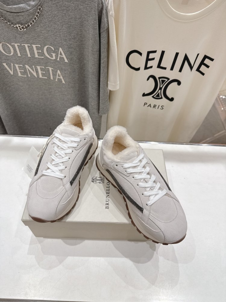 Кросівки на хутрі зимові жіночі фото 3