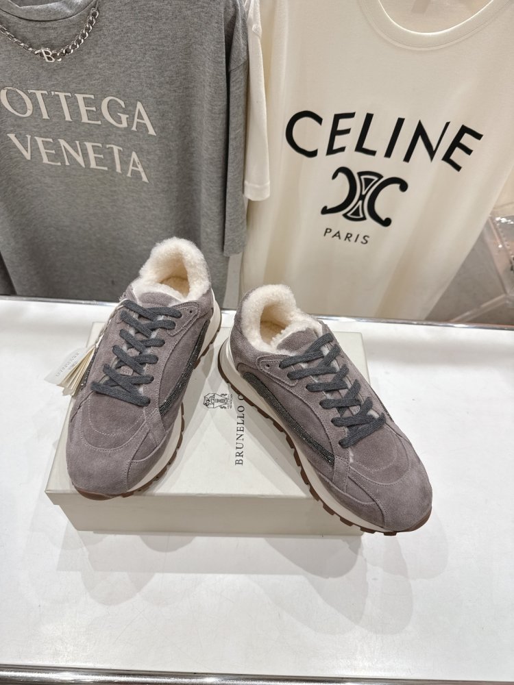 Кросівки на хутрі зимові жіночі фото 3