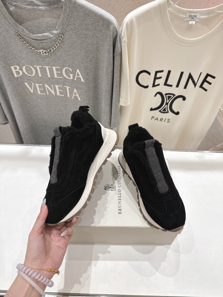 Кросівки на хутрі зимові жіночі фото 4