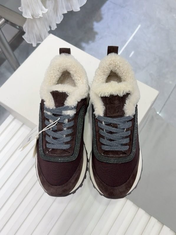 Кроссовки на меху зимние женские фото 4