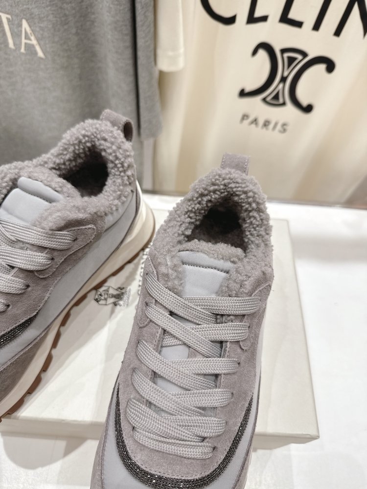 Кросівки на хутрі зимові жіночі фото 6