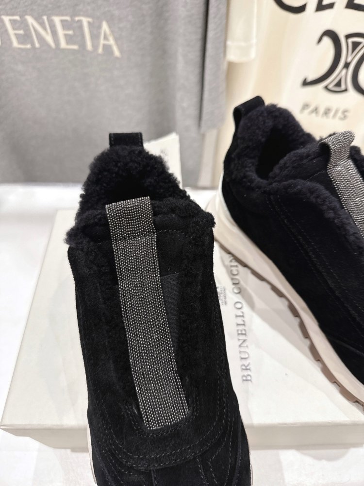 Кросівки на хутрі зимові жіночі фото 6