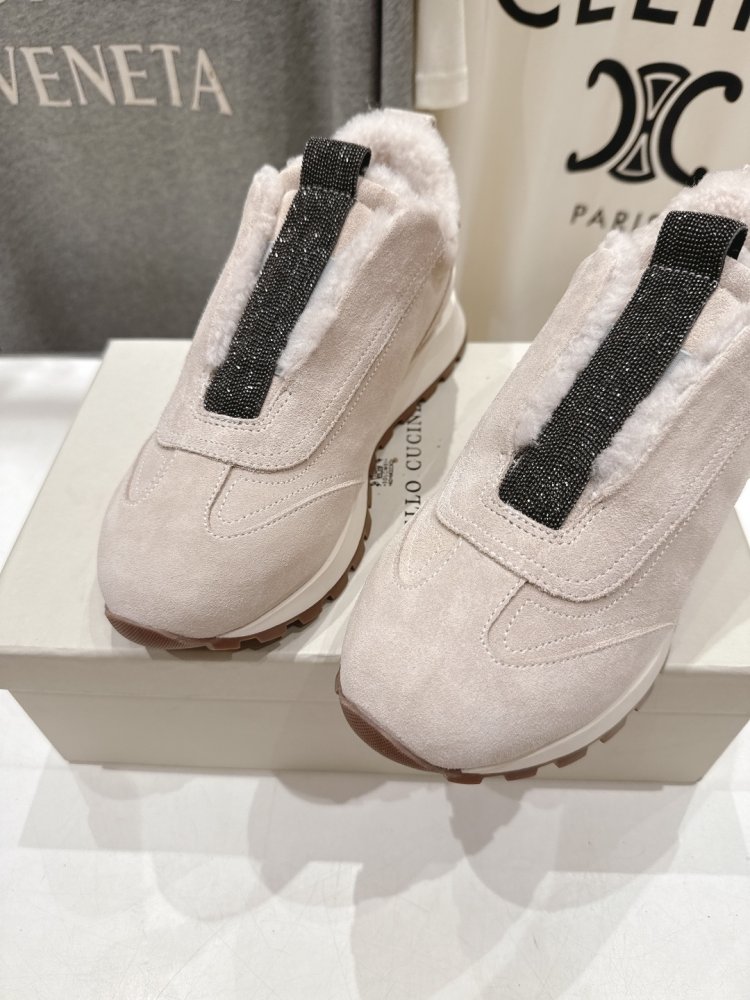 Кросівки на хутрі зимові жіночі фото 7